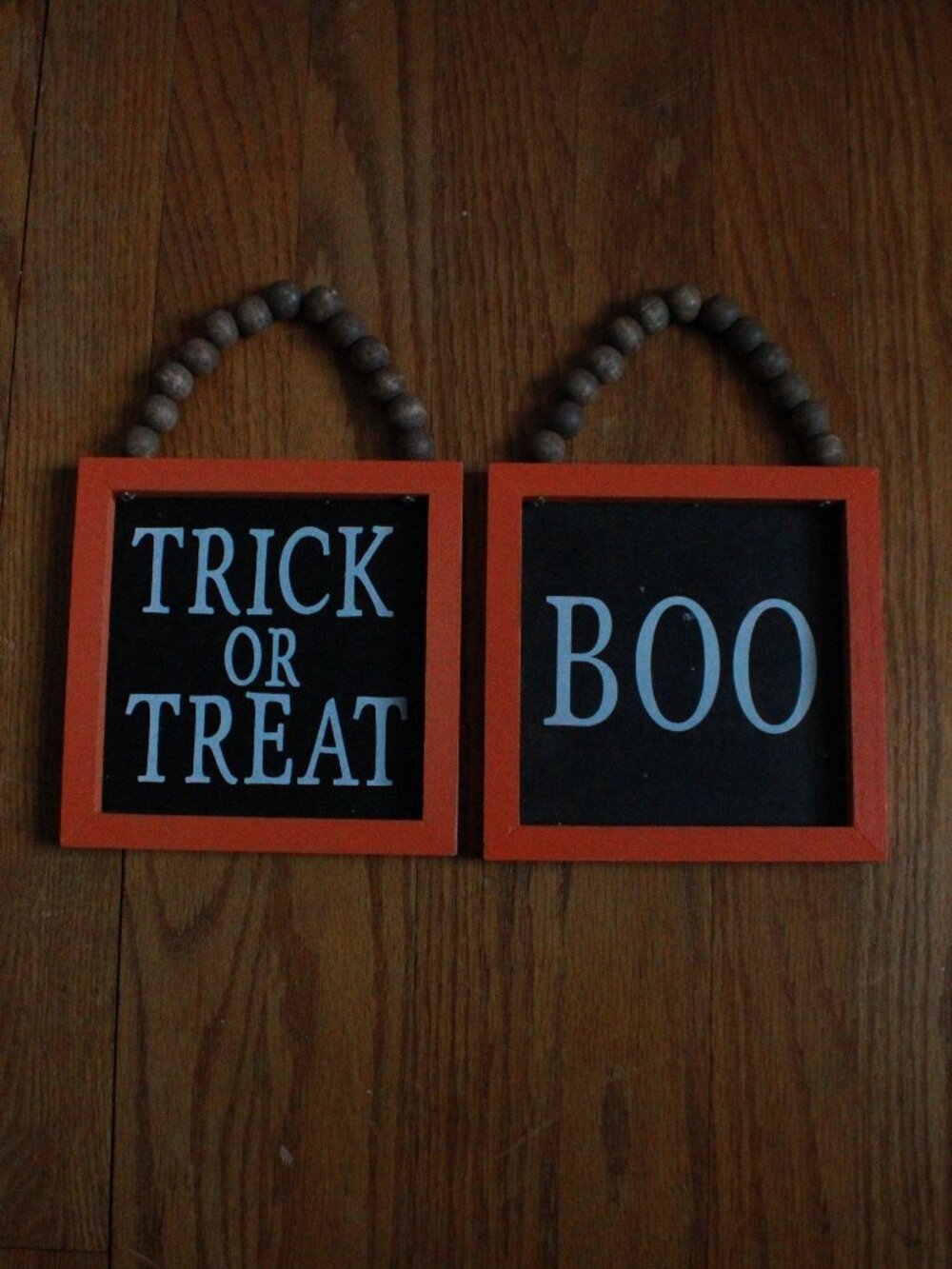 Pair of Unknown Brand Halloween Theme Wall Sign Decor